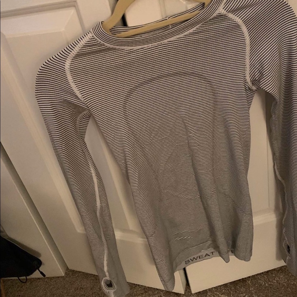Long sleeve swiftly tech lululemon top